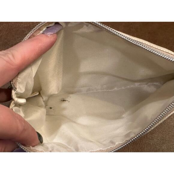 💚host pick! Grogu colourpop makeup bag 5 for $15 - Picture 7 of 8